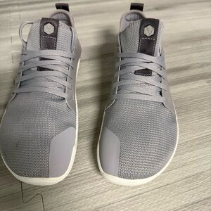Vivo Barefoot Gray women’s Sneakers Size 8 Brand new, never worn